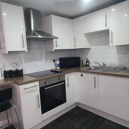 1 Bedroom Flat, Sleeps Up To 5Ppl, City Center Кардифф Экстерьер фото